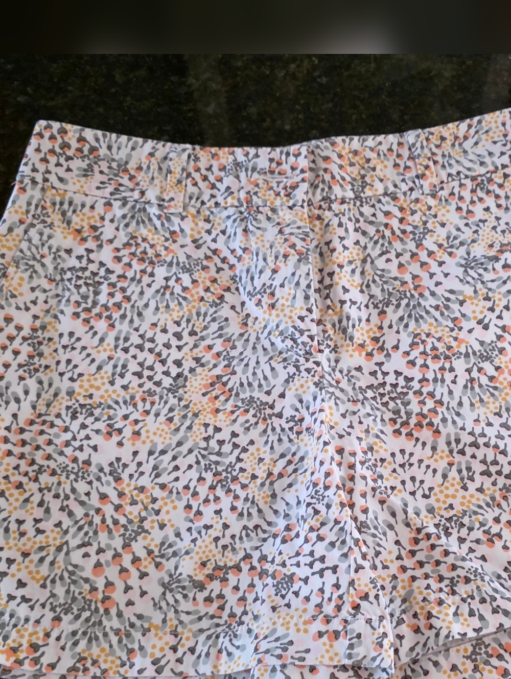 Loft Floral Abstract Print Shorts in White, Gray, Coral & Yellow 6"